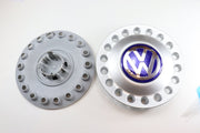 Volkswagen Hopeiset Vannekeskiöt ; 18 Reikää ; Musta/Sininen (4kpl sarja)