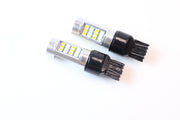 2 -Värinen W21/5W (7443) LED -Polttimo (6000K+2000K) (1kpl)
