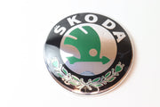 SKODA Vanhan tyyliset konepellin / takakontin merkit 80mm / 90mm