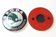 SKODA Vanhan tyyliset konepellin / takakontin merkit 80mm / 90mm