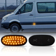 Sprinter / Crafter Dynaamiset LED aaltoefekti sivuvilkut ; Tumma/Kirkas kotelo