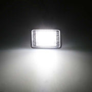 MB GLK Kirkkaat LED rekisterikilven valot ; 6000K valkoinen luksus sävy (2kpl sarja)