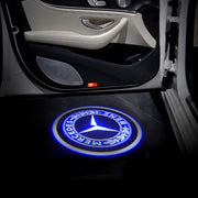 Mercedes-Benz W204 / S204 logolliset projektorivalot oviin ; 2kpl sarja (MALLI #3)