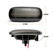 Audi Dynaamiset LED aaltoefekti sivuvilkut ; Tumma/Kirkas kotelo (2kpl sarja)